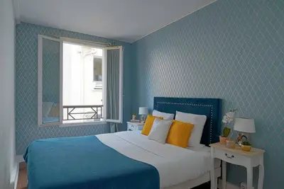 Image de Large, Renovated Apartment- Chateâu Versailles