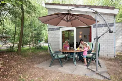 Image de Bungalow mitoyen avec lave-vaisselle près de Kootwijkerzand