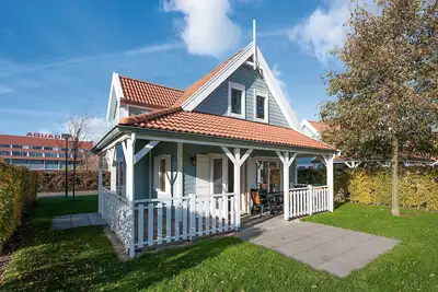 Villa confortable avec véranda, dans un parc de vacances près du Grevelingenmeer