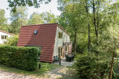 Image de Villa indépendante en forêt avec lave-vaisselle, à De Veluwe