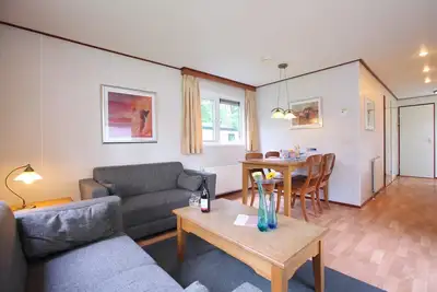 Image de Retraite avec four à micro-ondes combiné à Veluwe