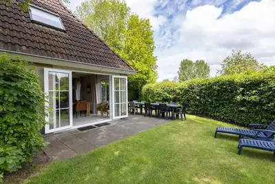 Image de Bungalow avec jacuzzi, nature