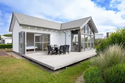 Image de Villa à Zélande près des dunes