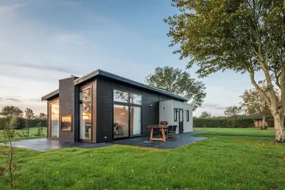 Image de Bungalow moderne et durable entre 2 réserves naturelles