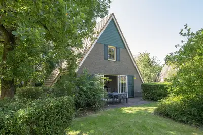 Image de Maison rénovée avec trois salles de bains, Breda à 10 km