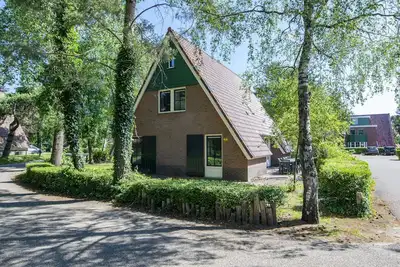 Image de Maison rénovée avec wellness, ville de Breda à 10 km.