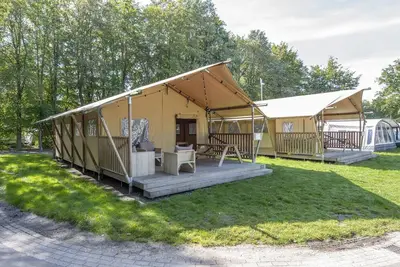 Image de Tente safari confortable א De Maasduinen