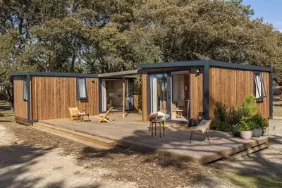 Image de Chalet avec 3 salles de bains, dans un parc de vacances, à 1, 5 km. de la plage