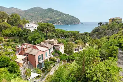 Appartement \"Casa Glicine Sul Mare\" avec terrasse privée, jardin partagé et Wi-Fi