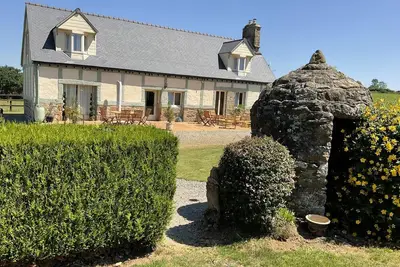 Image de Évasion nature : maison tout confort avec grand jardin, chevaux à proximité, vélos et terrasse ensoleillée