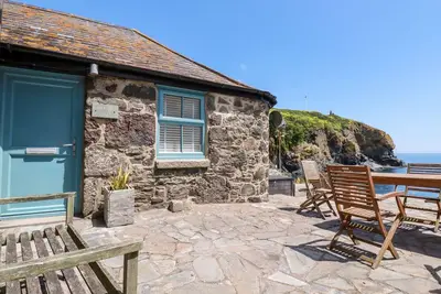 Image de Beach Cottage, romantic, luxury holiday cottage in Cadgwith