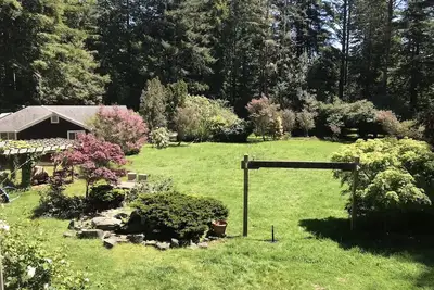 Image de Cottage Hideaway in the Redwoods—Less Than One Mile from the Ocean