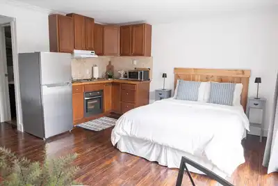 Image de Wanderlust | Studio Suite with Private Patio