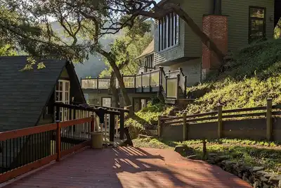 Image de Private home+ hot tub forest hill views