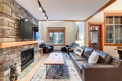 Image de Beautiful 3 Bedroom Plus Loft & Den. Hot Tub.