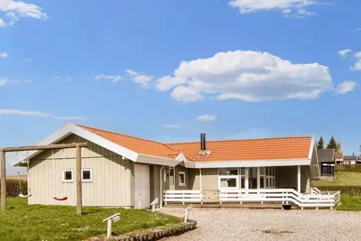 Image de Maison de vacances pour 9 a Børkop-By Traum