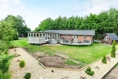 Image de Maison de vacances pour 17 a Roslev-By Traum