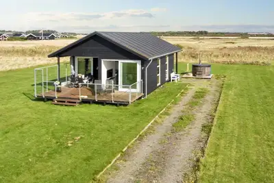 Image de Maison de vacances pour 4 a Harboøre-By Traum
