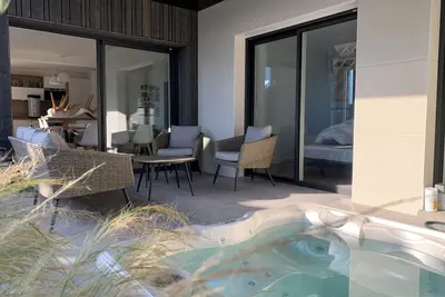 Image de Villa d'Argantel, 8\/10 pers, bord de mer, jacuzzi et salle de jeux