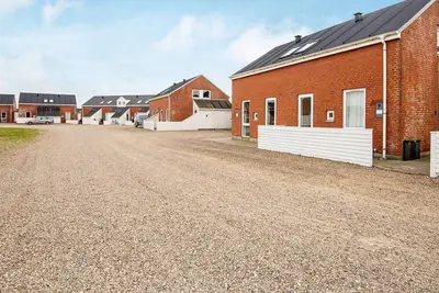 Image de Maison de vacances pour 6 a Rømø-By Traum