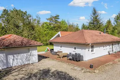 Image de Maison de vacances pour 8 a Højslev-By Traum