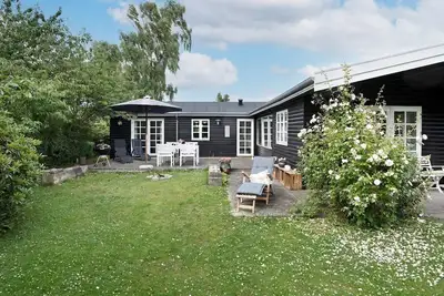 Image de Maison de vacances pour 4 a Helsinge-By Traum