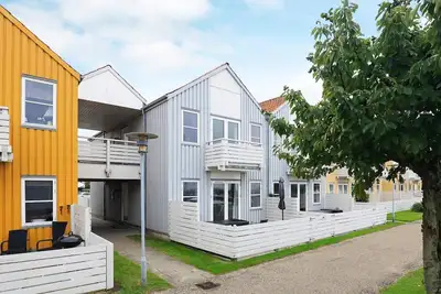 Image de Maison de vacances pour 6 a Rudkøbing-By Traum
