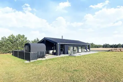 Image de Maison de vacances pour 9 a Væggerløse-By Traum