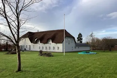 Image de Maison de vacances pour 12 a Sønder Omme-By Traum