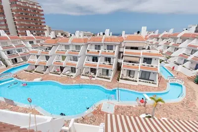 Image de Las Floritas 22 - One Bed ground floor with pool