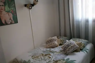 Image de Pavillon dans résidence privée Saint Cyprien 100 mètres de la plage!