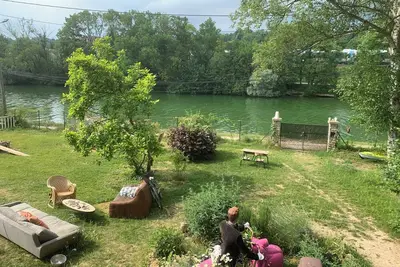 Image de Appartement dans maison familiale en bord de Marne. 15’ de Disney et 20 de paris