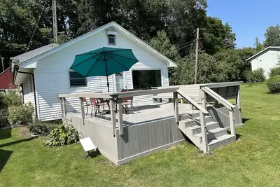 Image de Cozy lake house in Sister Lakes Michigan - family or friends retreat.
