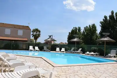 Image de Jolie résidence avec piscine, proche plage