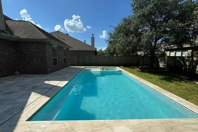 Image de Brand New Pool & Spa! 4-Bdr retreat in The Woodlands Tx, Sleeps 10