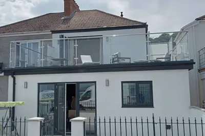 Image de Seafront Property