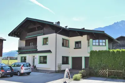Appartement spacieux à proximité du domaine