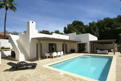 Image de Villa moderne avec piscine privée à Moraira