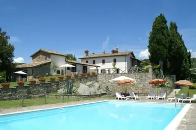 Image de Maison Ă CittĂ di Castello avec Piscine