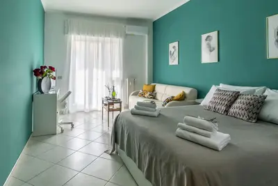 Image de 2 Bedroom Apartment in Naples