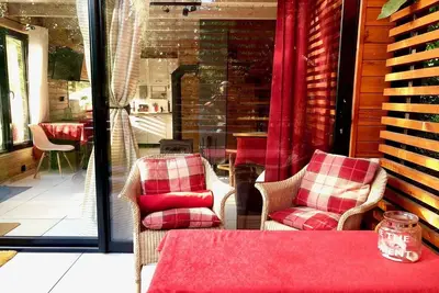 Image de Chalet contemporain avec jardin à Dlugosiodlo
