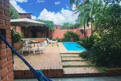 Image de Hideaway for an intimate party in Granja Viana