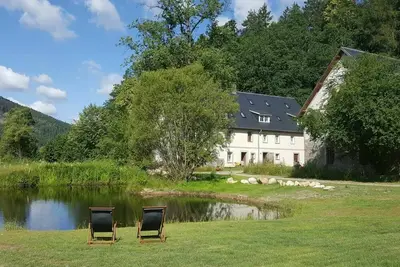 Image de Spacieuse ferme polonaise authentique dans un beau paysage