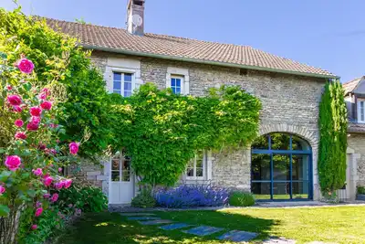 Image de Maison de charme en Bourgogne, “Les Coquelicots”