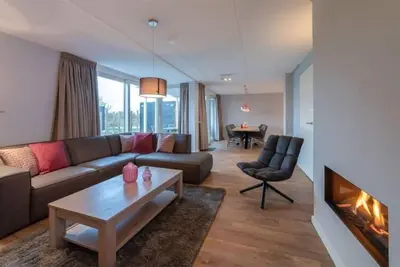 Image de Maison de vacances avec un grand jardin à Colijnsplaat