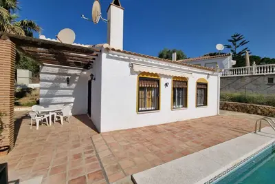 Image de Charming 2 bed 2 Bath House, Private Pool, Close to Lake, Shops & Restaurants
