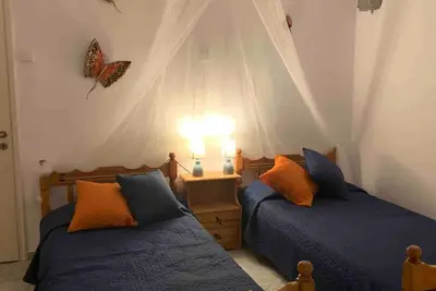 Image de Love Limni No:2 in Peaceful Poseidonia