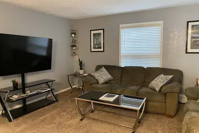 Image de Home Away From Home