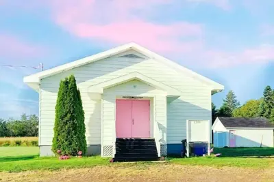 Image de Heavenly Bayside Converted Church 4600sqft 2+Acres with Water view