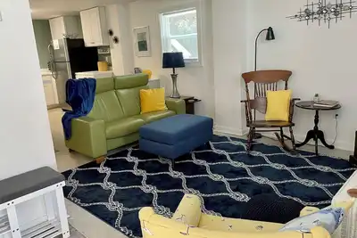 Image de Straight On To Morning/ Handicap Accessible Apartment